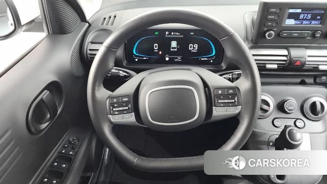 Hyundai Casper 2023 Белый из Кореи, фото 3