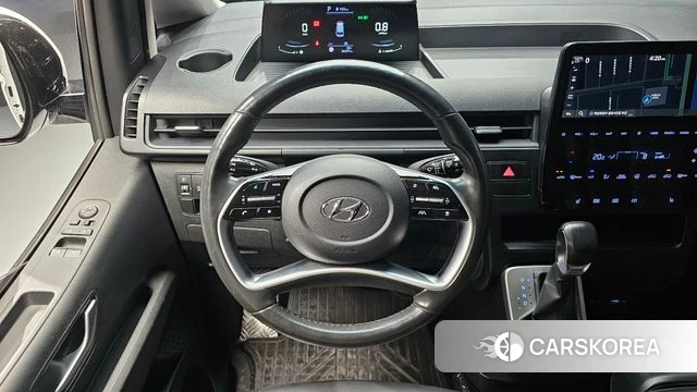 Hyundai Staria 2023 Белый из Кореи, фото 3