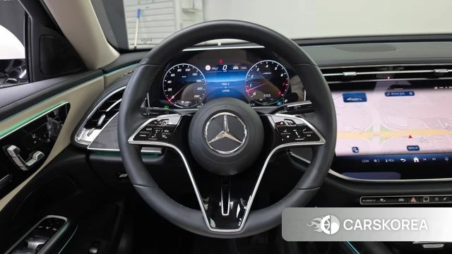 Mercedes-Benz E-Class W214 2025 Белый из Кореи, фото 3
