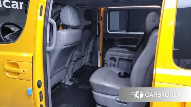 Hyundai The New Grand Starex 2021 Желтый из Кореи, фото 3