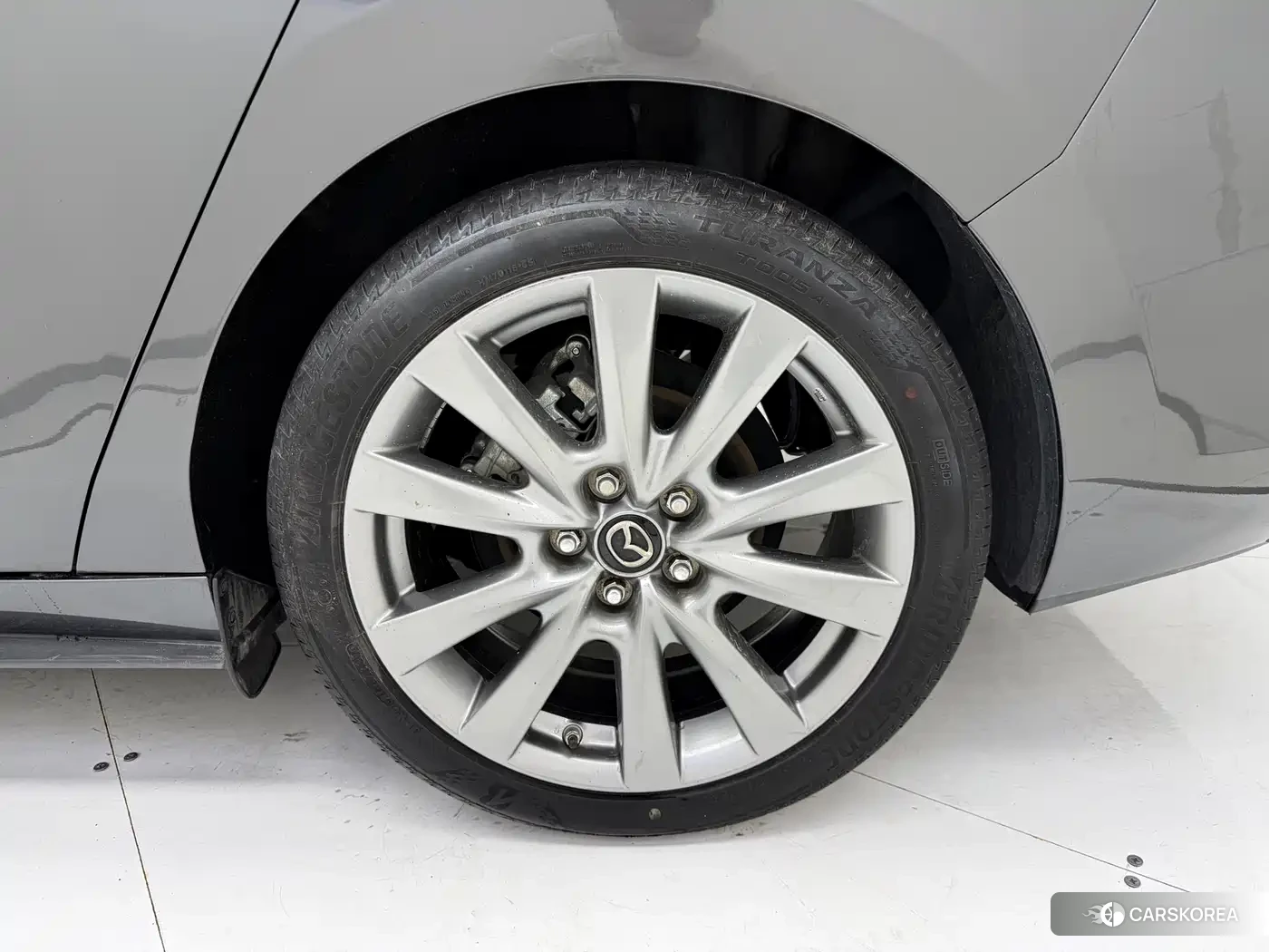 Mazda 3 2022 Silver/gray из Китая, фото 3