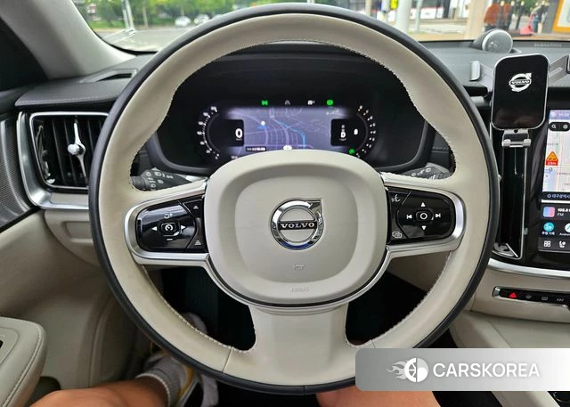 Volvo V60 Cross-Country 2nd Generation 2023 Серый из Кореи, фото 3