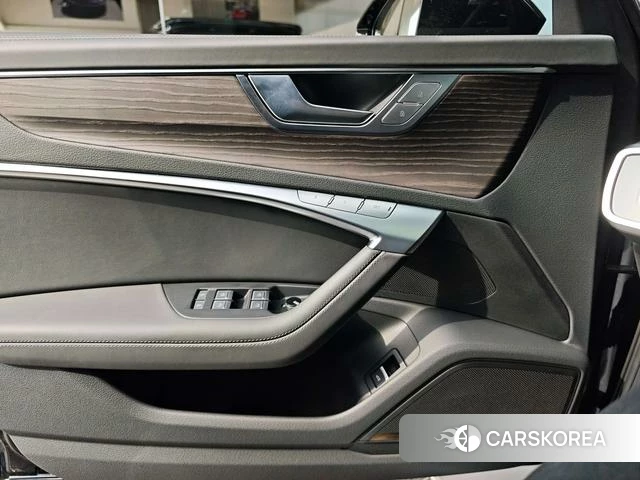 Audi A6L 2024 Черный из Китая, фото 3