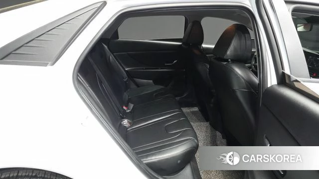 Hyundai Avante (CN7) 2022 Белый из Кореи, фото 3