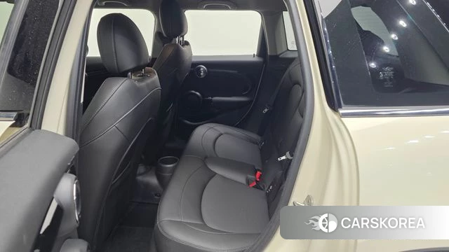 Mini Cooper 2019 Жемчужный цвет из Кореи, фото 3