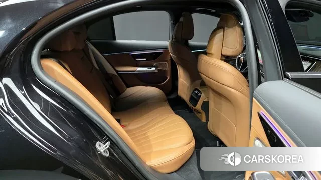 Mercedes-Benz E-Class W214 2024 Черный из Кореи, фото 3