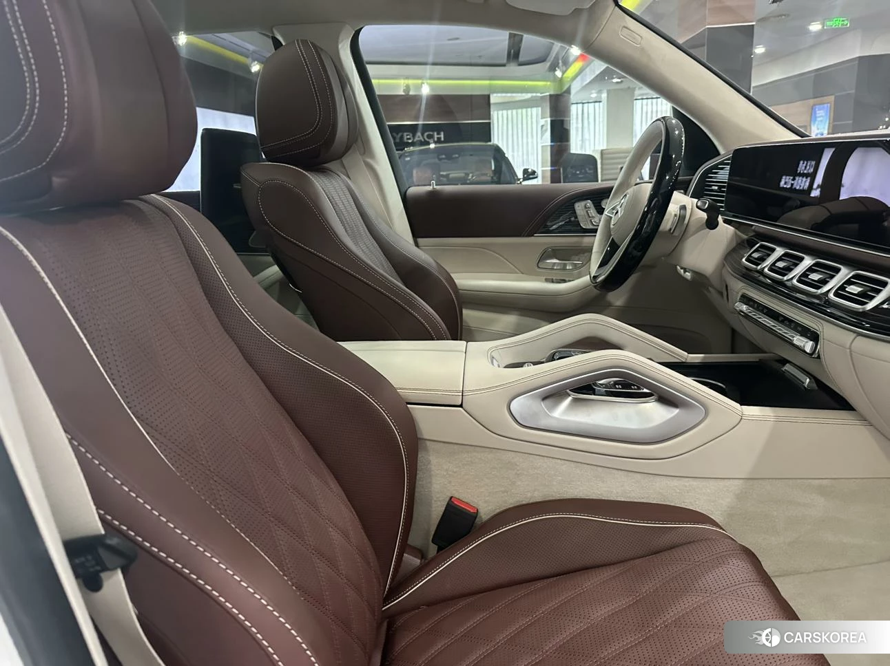Mercedes-Benz Maybach GLS 2024 Белый из Китая, фото 3