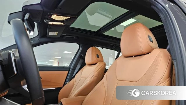 BMW 3 Series (G20) 2025 Черный из Кореи, фото 3