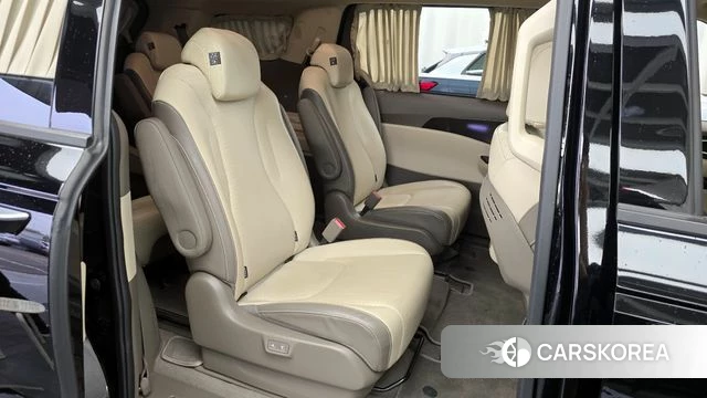 Kia Carnival 4th generation 2023 Черный из Кореи, фото 3