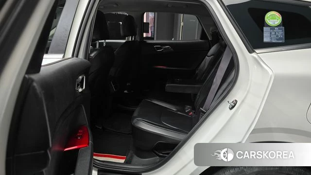 Kia Sportage 5th Generation Hybrid 2023 Белый из Кореи, фото 3