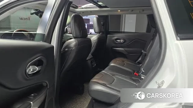 Jeep Cherokee (KL) id 2994999 из Кореи 3