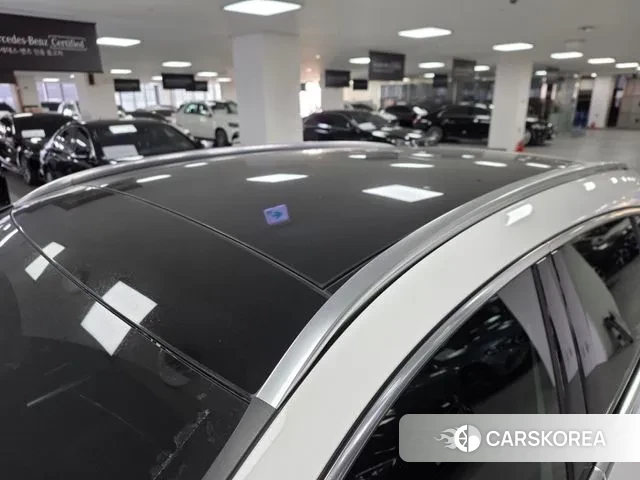 Mercedes-Benz GLA - Class H247 2023 Белый из Кореи, фото 3