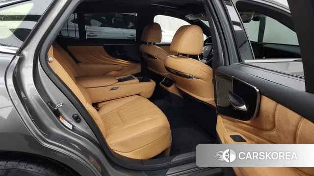 Lexus LS500h 5th generation 2022 Серый из Кореи, фото 3