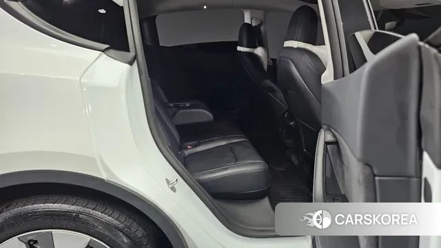 Tesla Model Y 2022 Белый из Кореи, фото 3