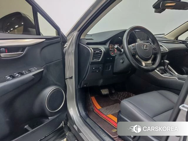 Lexus NX 2021 Темно-серый из Китая, фото 3