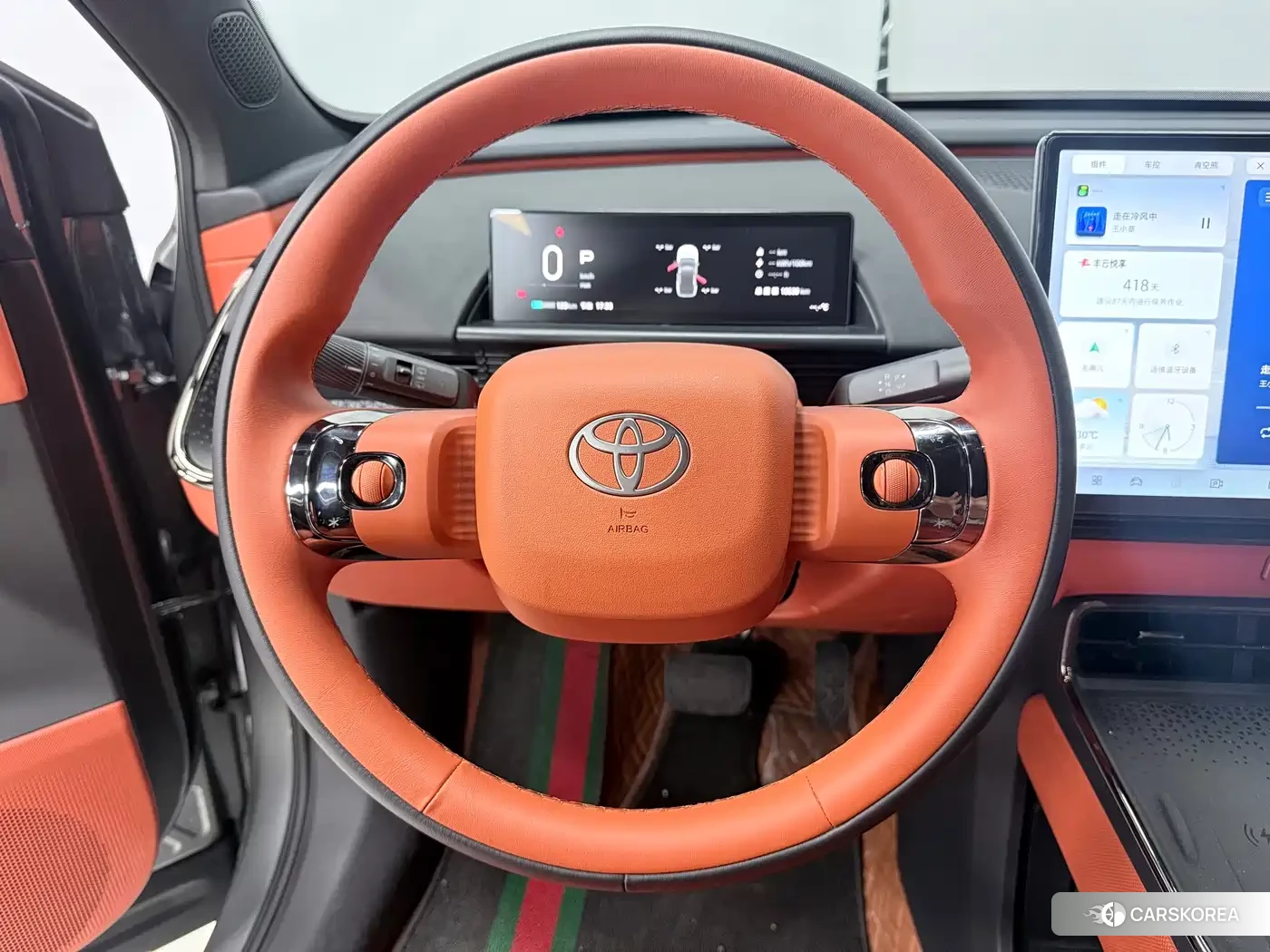 Toyota bZ3X 2025 Silver/gray из Китая, фото 3