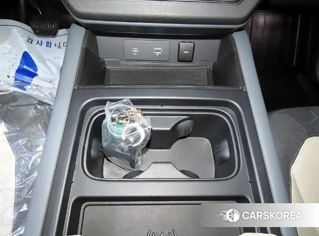 Land Rover Defender (L663) 2024 Белый из Кореи, фото 3