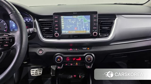 Kia Stonic 2018 Синий из Кореи, фото 3