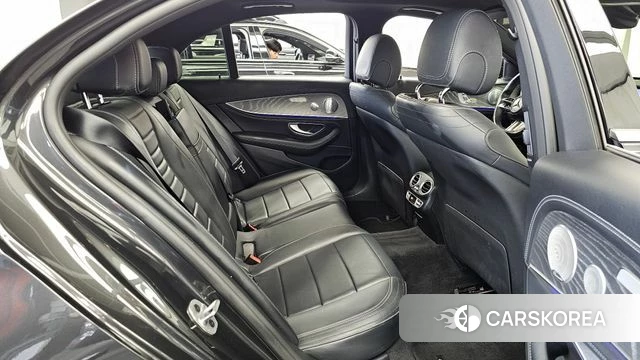 Mercedes-Benz E-Class W213 2021 Серый из Кореи, фото 3