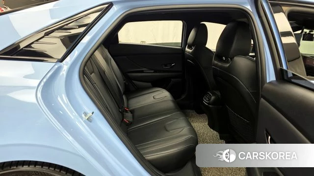 Hyundai Avante (CN7) 2022 Небесно-голубой из Кореи, фото 3