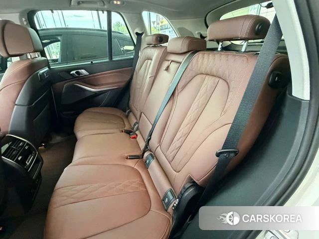 BMW X5 (G05) 2025 Белый из Кореи, фото 3