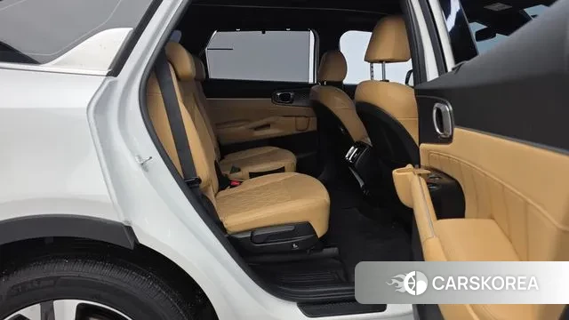 Kia Sorento 4th Generation 2023 Белый из Кореи, фото 3