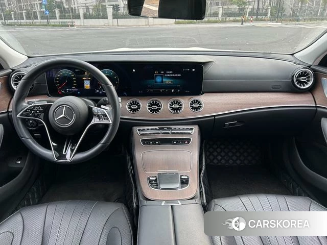 Mercedes-Benz CLS 2022 Белый из Китая, фото 3