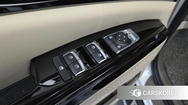 Kia Carnival 4th generation 2023 Белый из Кореи, фото 3