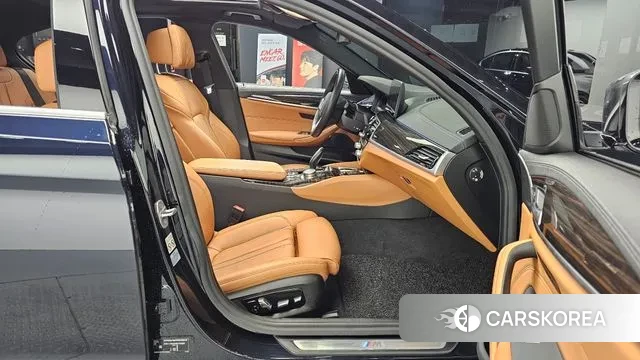 BMW 5 Series (G30) 2020 Черный из Кореи, фото 3