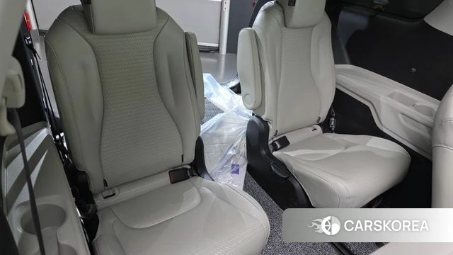 Kia Carnival 4th generation 2022 Черный из Кореи, фото 3