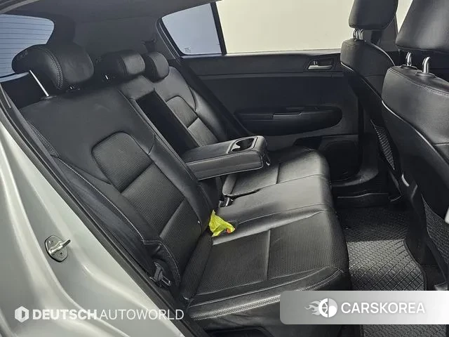 Kia Sportage The Bold 2021 Серебристо-серый из Кореи, фото 3