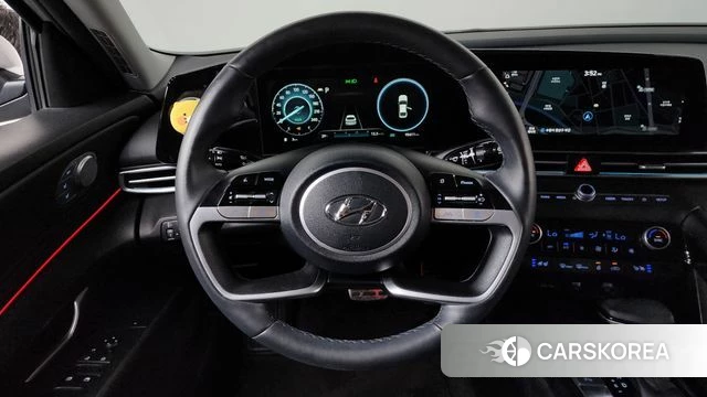 Hyundai Avante (CN7) 2021 Серебристо-серый из Кореи, фото 3