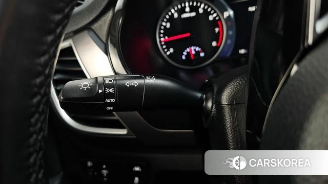 Kia Seltos 2022 Белый из Кореи, фото 3