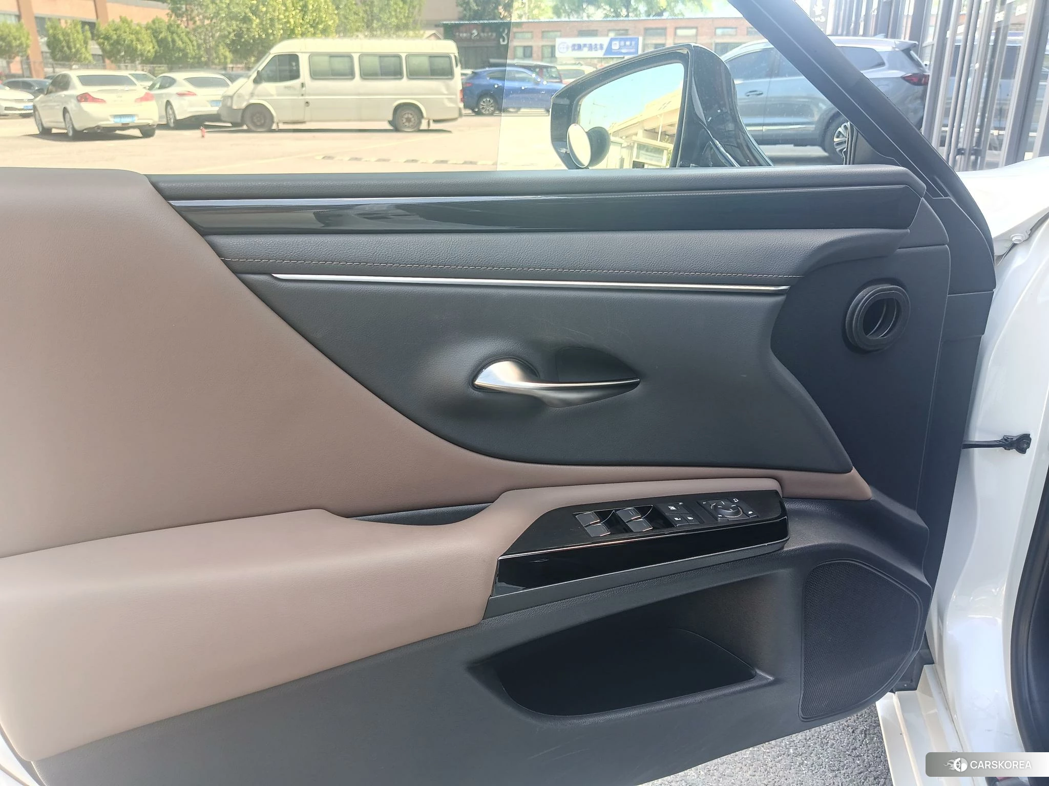 Lexus ES 2022 Белый из Китая, фото 3