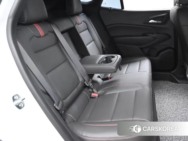 Chevrolet (GM Daewoo) Trax Crossover 2025 Белый из Кореи, фото 3