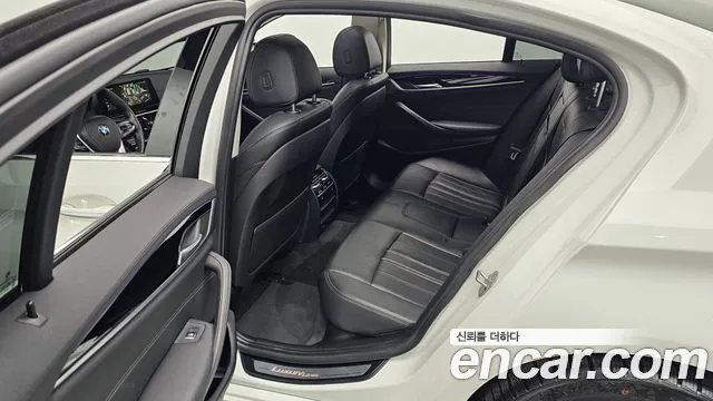 BMW 5 Series (G30) id 2717663 из Кореи 3