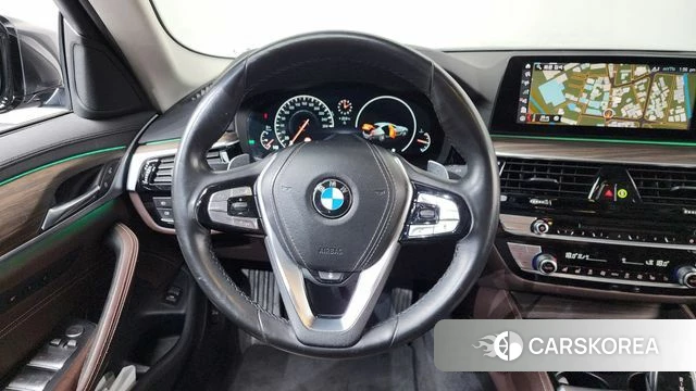 BMW 5 Series (G30) 2019 Серый из Кореи, фото 3