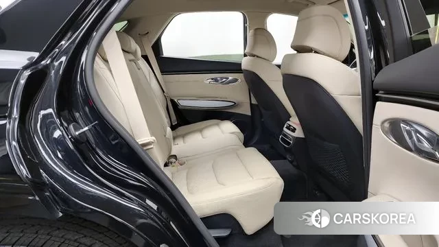 Genesis GV70 2021 Черный из Кореи, фото 3