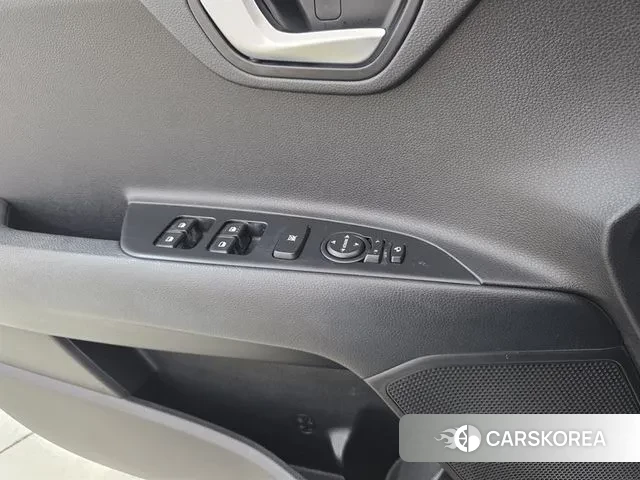 Kia Stonic 2020 Белый из Кореи, фото 3