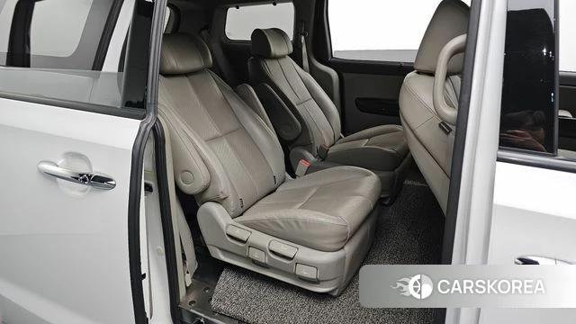 Kia The New Carnival 2018 Белый из Кореи, фото 3