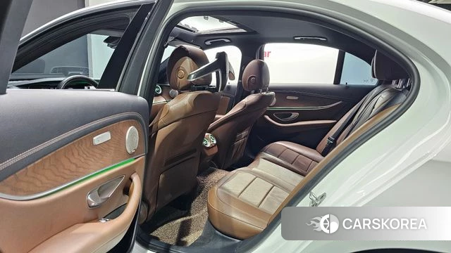 Mercedes-Benz E-Class W213 2020 Белый из Кореи, фото 3