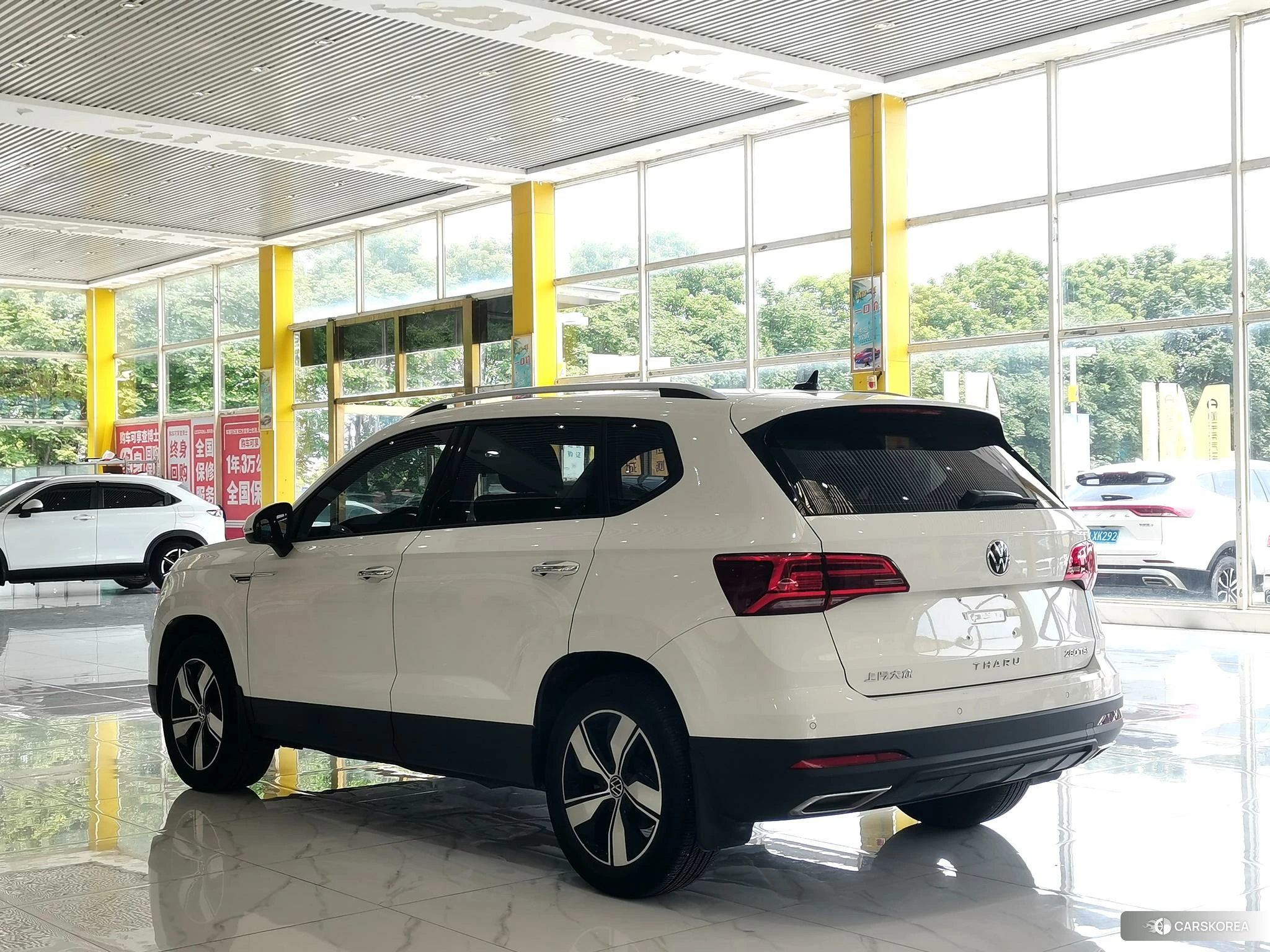 Volkswagen Tuyue 2022 Белый из Китая, фото 3