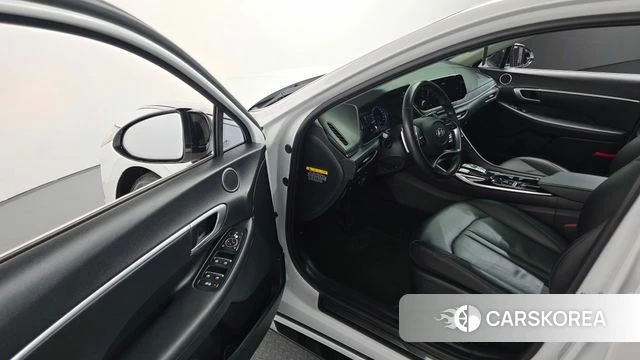 Hyundai Sonata (DN8) 2019 Белый из Кореи, фото 3