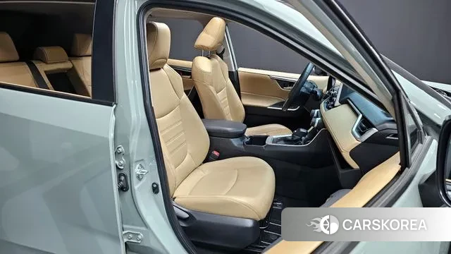 Toyota RAV4 5th Generation 2022 Цвет галактики из Кореи, фото 3