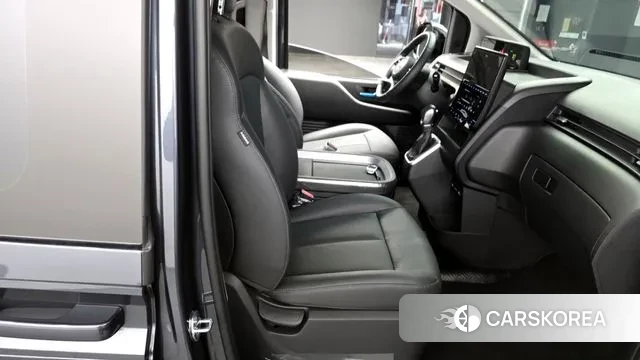 Hyundai Staria 2024 Серый из Кореи, фото 3