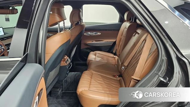 Genesis GV70 2023 Серый из Кореи, фото 3