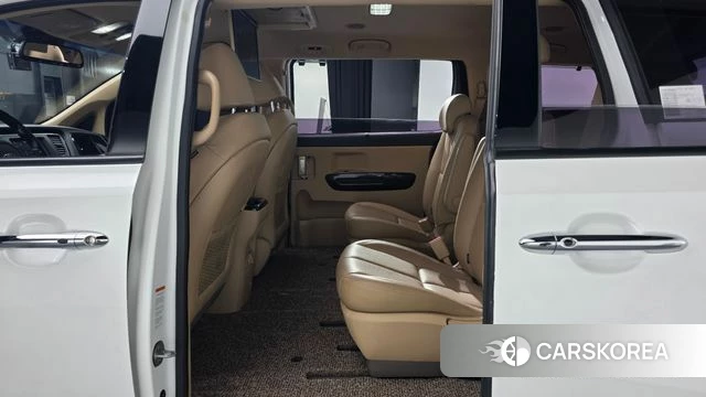 Kia The New Carnival 2018 Белый из Кореи, фото 3