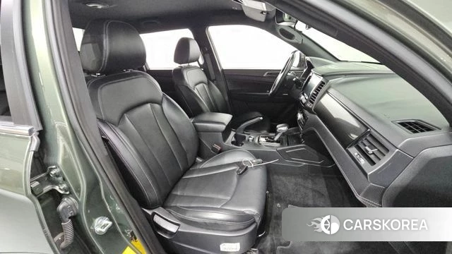 Ssangyong The New Rexton Sports Cannes 2021 Темно-зеленый из Кореи, фото 3