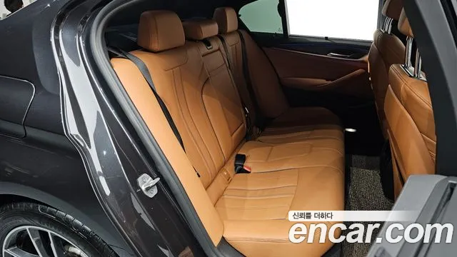 BMW 5 Series (G30) 2023 Серый из Кореи, фото 3