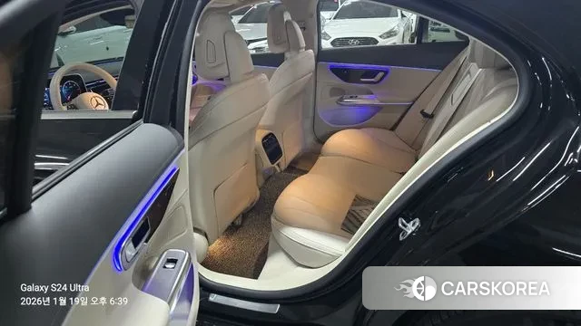 Mercedes-Benz E-Class W214 2025 Черный из Кореи, фото 3